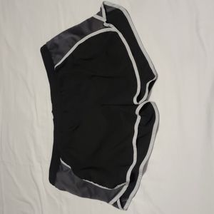 Active Old Navy lined shorts